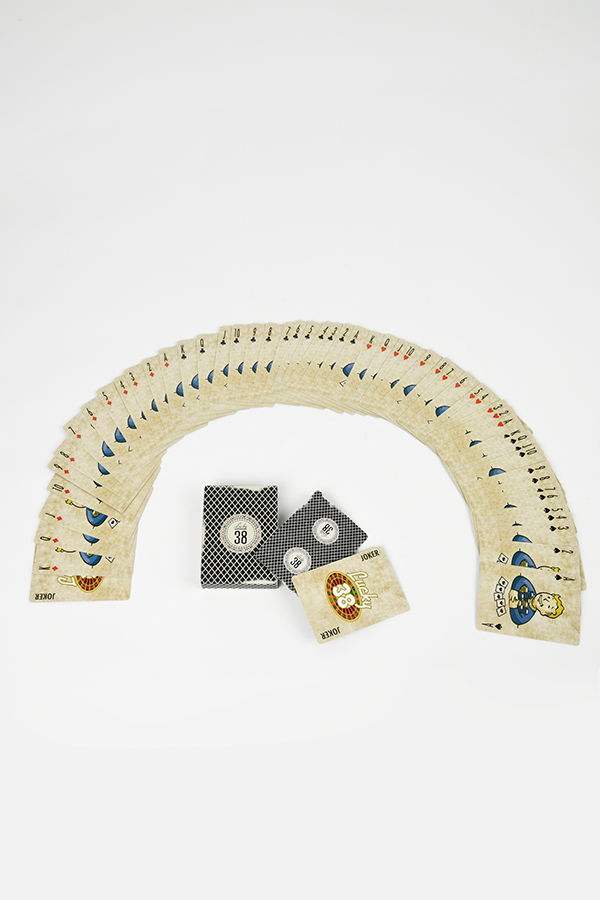 Fallout™ New Vegas Lucky 38 Poker Starter Set