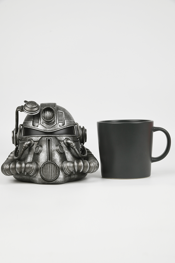 Fallout T-51 Power Armor Helmet Mini Desktop Statue