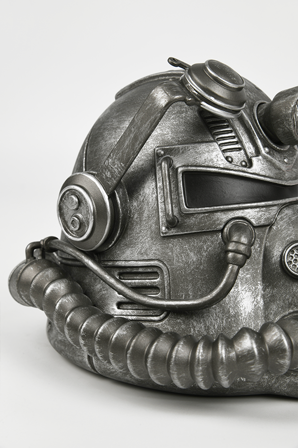 Fallout T-51 Power Armor Helmet Mini Desktop Statue