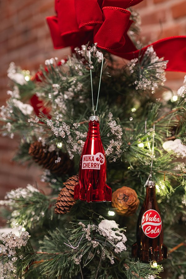 Fallout Nuka-Cola Glass Bottle Tree Ornament Set