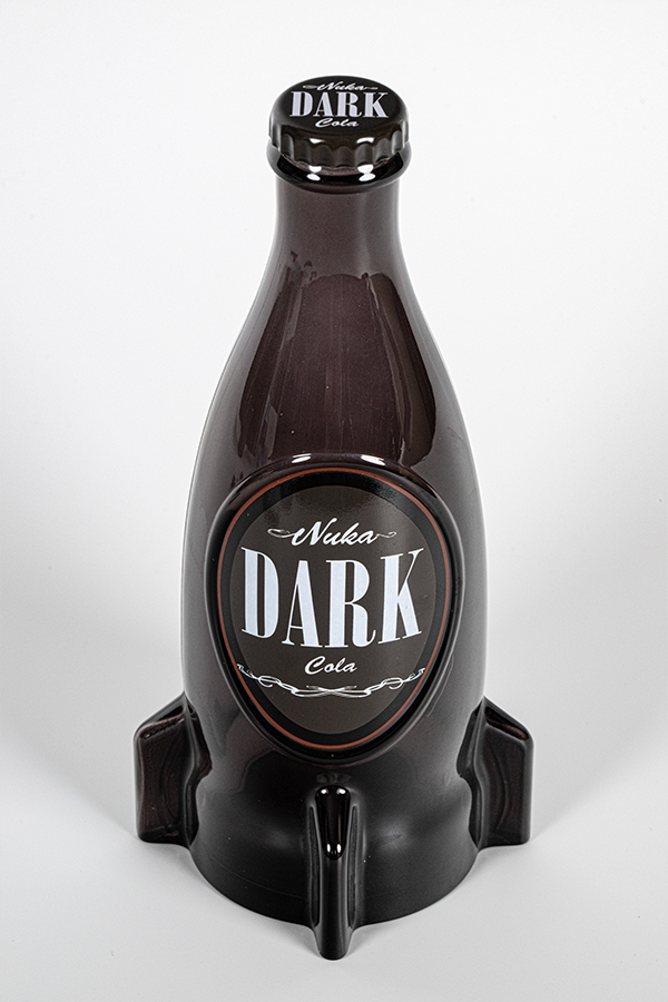 Fallout Nuka-Cola Dark Glasflasche und Verschluss