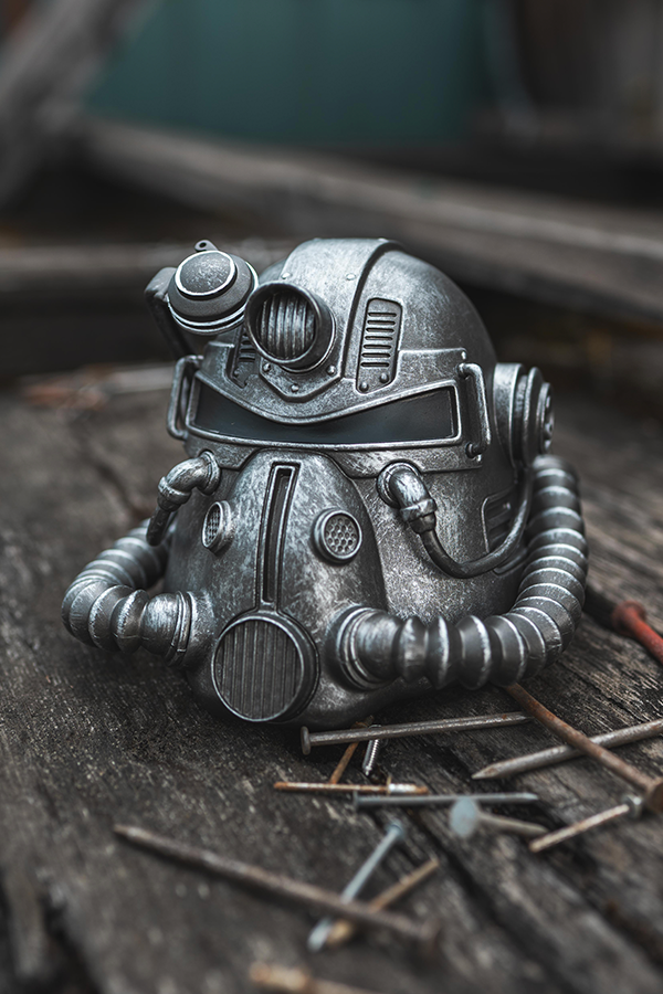 Fallout T-51 Power Armor Helmet Mini Desktop Statue