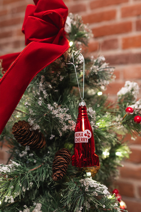 Fallout Nuka-Cola Glass Bottle Tree Ornament Set
