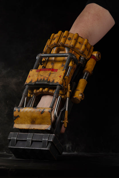 Replica del pugno potenziato di Fallout