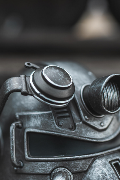 Fallout T-51 Power Armor Helmet Mini Desktop Statue