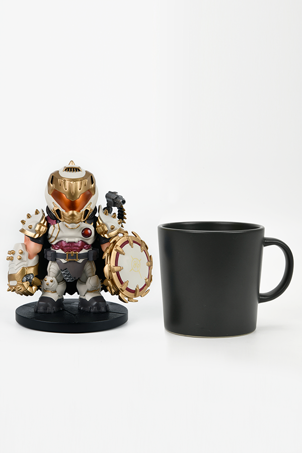 DOOM: The Dark Ages Slayer Mini-Sammelfigur (Divinity-Variante)