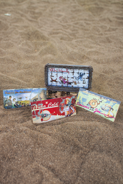 Fallout Schaltbares Desktop-Werbeschild – Serie 2