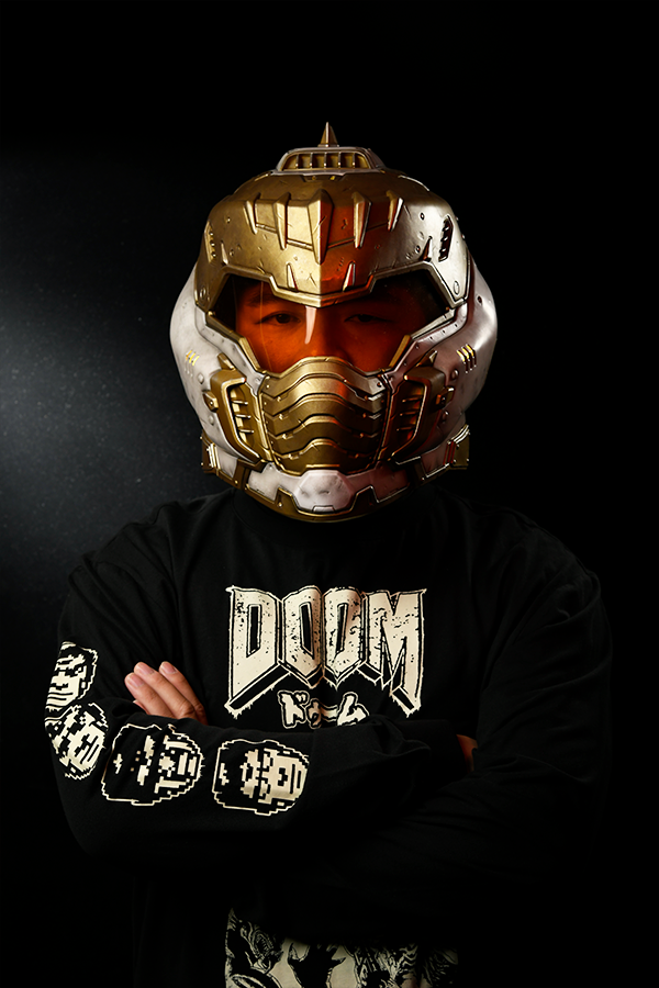 DOOM: The Dark Ages Wearable Helmet Replica (Divinity)