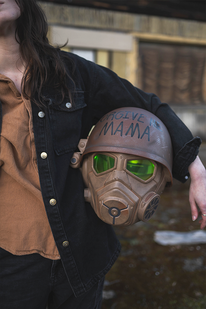 fallout motorcycle helmets NCR Elite Riot Gear Helmet and with it Fallout Desert Ranger Battle Wearable
