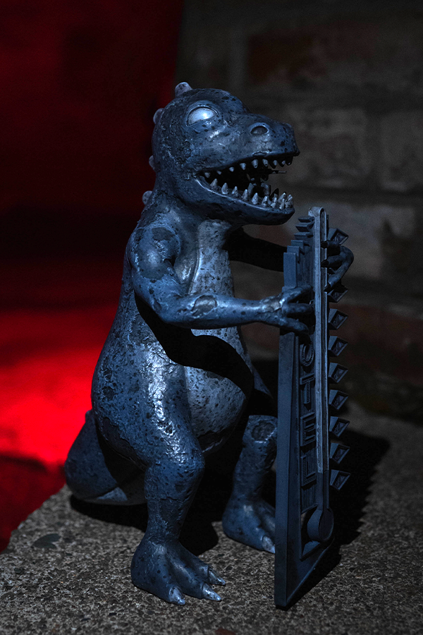 Fallout New Vegas Dinky theT-Rex Statue (Nighttime)