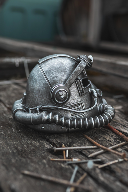 Fallout T-51 Power Armor Helmet Mini Desktop Statue