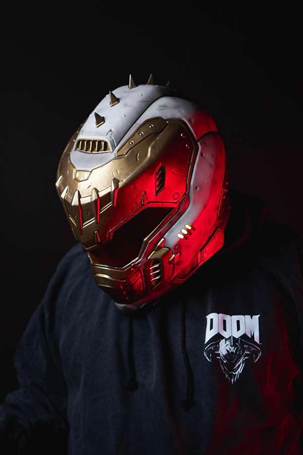 DOOM: The Dark Ages Wearable Helmet Replica (Divinity)