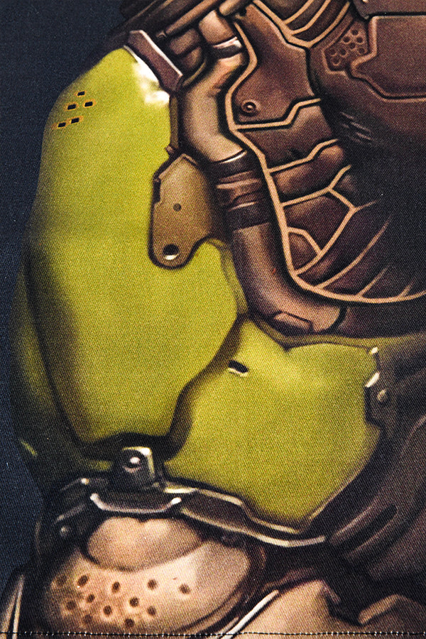 Image: DOOM Slayer Apron closeup of slayer arm view 2